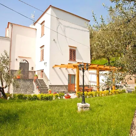 Vakantiehuis Il Pozzo Dei Desideri - Barbara Vico Equense